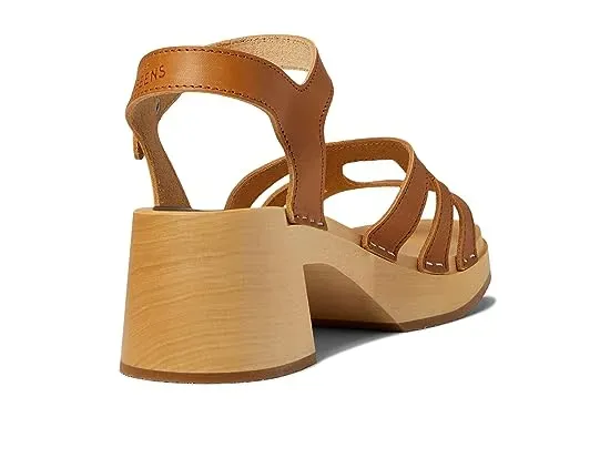 https://images.styletyx.com/images/luxury-sandal-swedish-hasbeens-1962276_5.webp