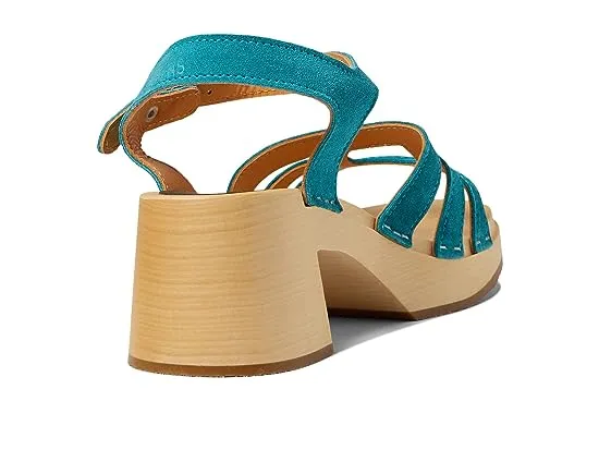 https://images.styletyx.com/images/luxury-sandal-swedish-hasbeens-1962282_5.webp