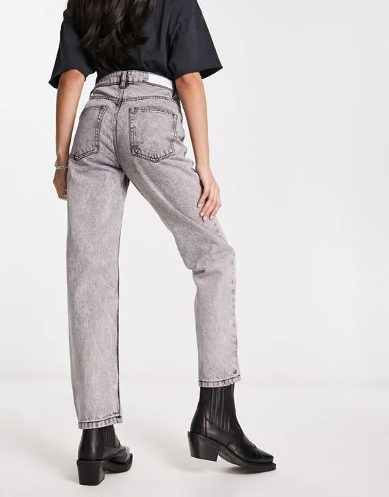 https://images.styletyx.com/images/madona-high-rise-jeans-in-gray-bolongaro-trevor-429953036_2.webp