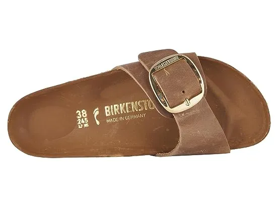 https://images.styletyx.com/images/madrid-big-buckle-birkenstock-2698889_2.webp