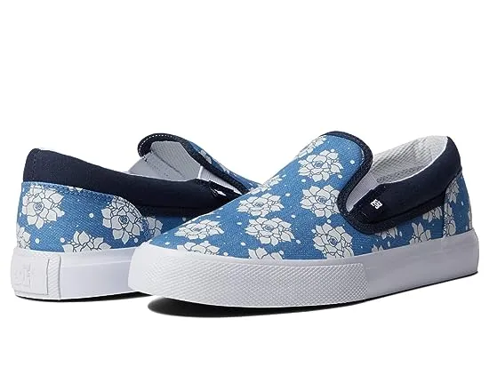 https://images.styletyx.com/images/manual-slip-on-vegan-dc-2551003_1.webp
