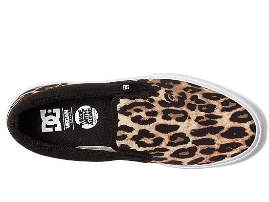 https://images.styletyx.com/images/manual-slip-on-vegan-dc-2616827_2.webp