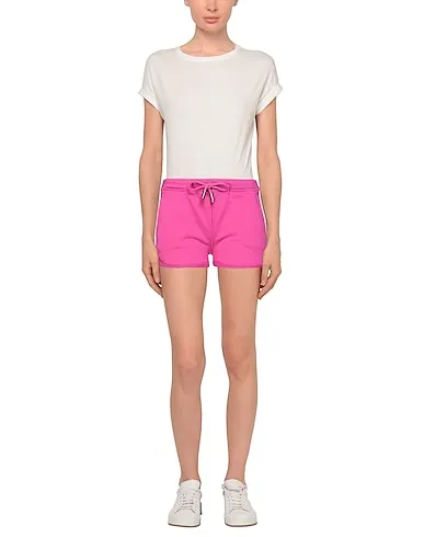 https://images.styletyx.com/images/mauve-sweatshirt-shorts-bermuda-dsquared2-1523542_2.webp
