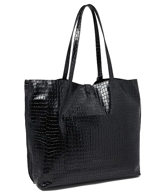 https://images.styletyx.com/images/megan-soft-large-tote-rebecca-minkoff-13276877_2.webp