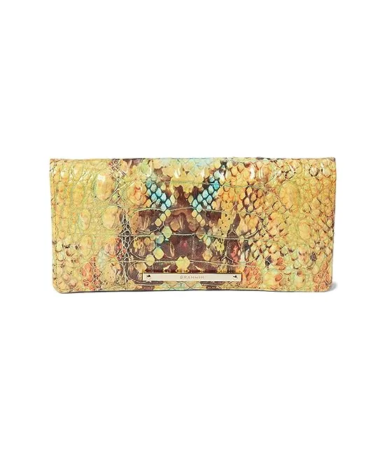 https://images.styletyx.com/images/melbourne-adelle-wallet-brahmin-322369589_1.webp