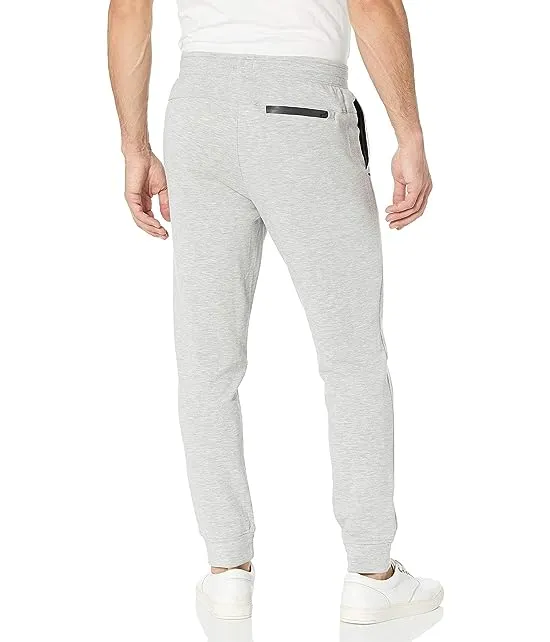 https://images.styletyx.com/images/men-s-active-fleece-reflective-jogger-jockey-1934089_2.webp