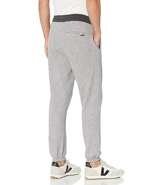 https://images.styletyx.com/images/men-s-classic-fleece-pant-billabong-1940912_2.webp