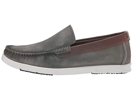 https://images.styletyx.com/images/men-s-made-in-brazil-luxury-leather-boat-shoe-driver-club-usa-2961300_4.webp