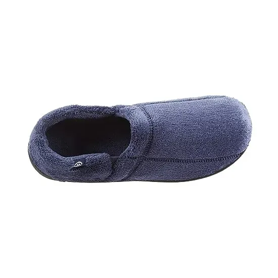 https://images.styletyx.com/images/men-s-microterry-slip-on-slipper-isotoner-1756510_2.webp