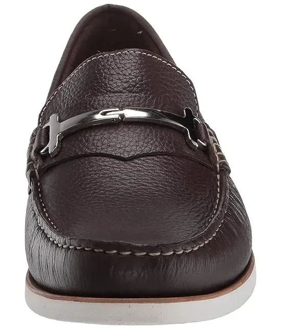 https://images.styletyx.com/images/mens-leather-made-in-brazil-lightweight-loafer-with-bit-buckle-driver-club-usa-2664551_3.webp