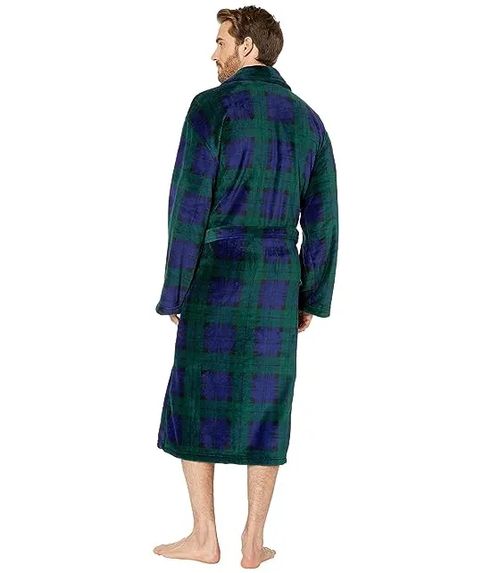 https://images.styletyx.com/images/microfiber-plush-long-sleeve-shawl-collar-robe-ralph-lauren-2012382_3.webp
