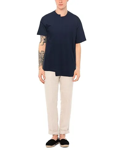 https://images.styletyx.com/images/midnight-blue-jersey-t-shirt-fruit-of-the-loom-x-cedric-charlier-1540460_2.webp