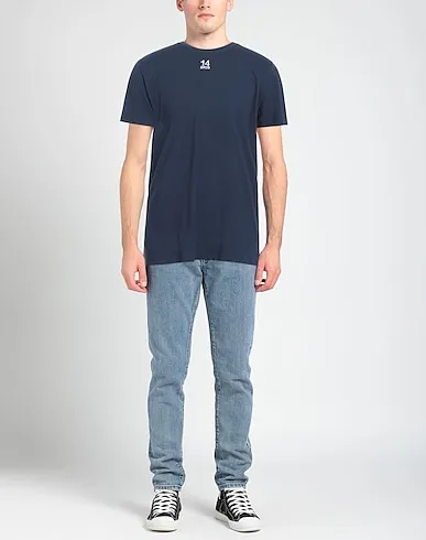 https://images.styletyx.com/images/midnight-blue-jersey-t-shirt-thom-browne-1006742615_2.webp