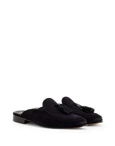 https://images.styletyx.com/images/midnight-blue-leather-mules-and-clogs-leonardo-principi-13700508_3.webp