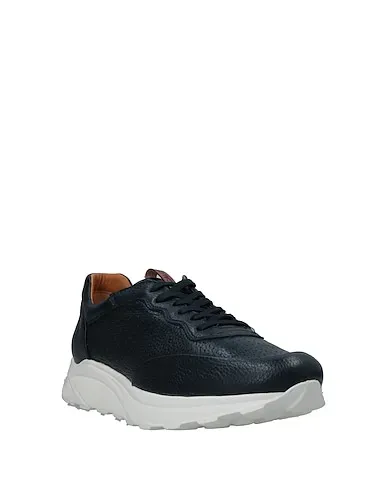 https://images.styletyx.com/images/midnight-blue-leather-sneakers-calce-13048131_2.webp