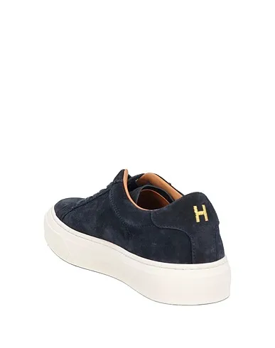 https://images.styletyx.com/images/midnight-blue-leather-sneakers-henderson-baracco-1006472570_3.webp