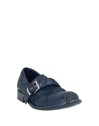 https://images.styletyx.com/images/midnight-blue-loafers-open-closed-shoes-652052_2.webp