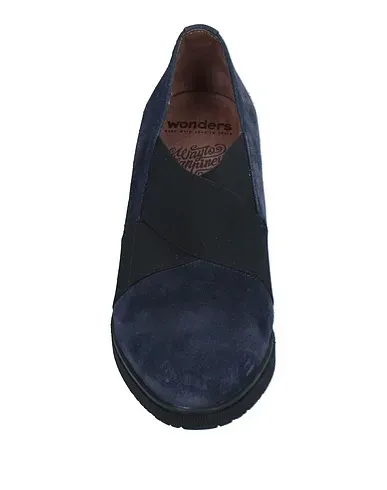 https://images.styletyx.com/images/midnight-blue-loafers-wonders-1005284728_4.webp