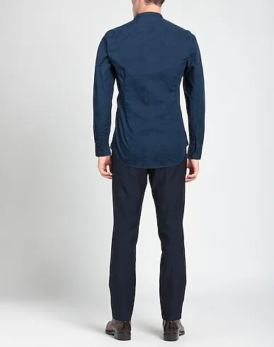 https://images.styletyx.com/images/midnight-blue-plain-weave-solid-color-shirt-fred-mello-13693801_3.webp
