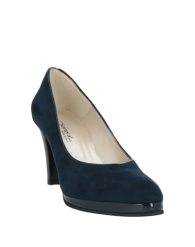 https://images.styletyx.com/images/midnight-blue-pump-soraya-920513934_2.webp