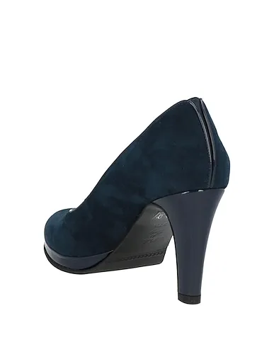 https://images.styletyx.com/images/midnight-blue-pump-soraya-920513934_3.webp