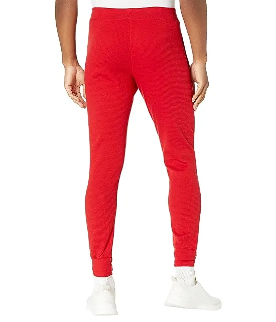 https://images.styletyx.com/images/midweight-waffle-solid-jogger-pants-ralph-lauren-13565474_2.webp