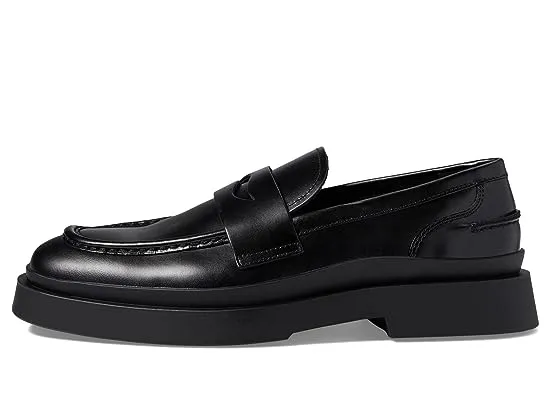 https://images.styletyx.com/images/mike-leather-loafer-vagabond-shoemakers-12991250_4.webp