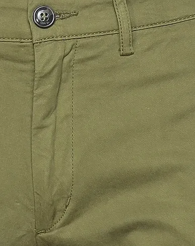 https://images.styletyx.com/images/military-green-cotton-twill-shorts-bermuda-40weft-1224976215_4.webp