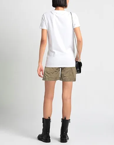 https://images.styletyx.com/images/military-green-cotton-twill-shorts-bermuda-dsquared2-13170912_3.webp