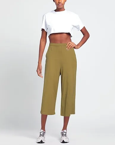 https://images.styletyx.com/images/military-green-jersey-casual-pants-empathie-1314569576_2.webp