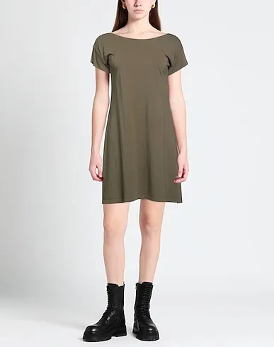 https://images.styletyx.com/images/military-green-jersey-short-dress-bomboogie-13362239_2.webp