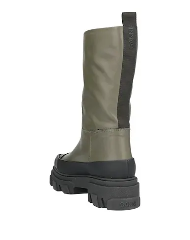 https://images.styletyx.com/images/military-green-leather-ankle-boot-ganni-2856863_3.webp