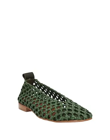 https://images.styletyx.com/images/military-green-leather-ballet-flats-baldinini-710508431_2.webp