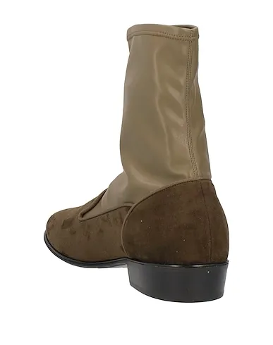 https://images.styletyx.com/images/military-green-leather-boots-charles-philip-milano-1908542937_3.webp