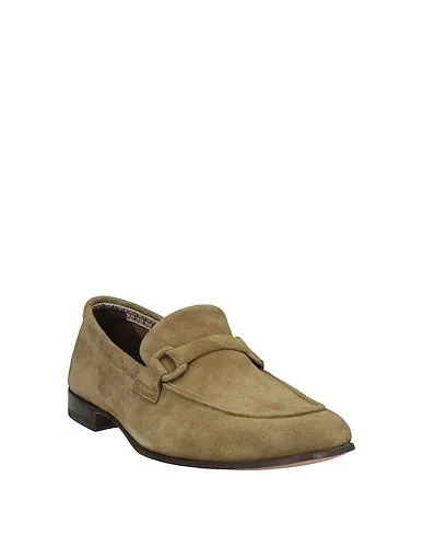 https://images.styletyx.com/images/military-green-leather-loafers-fratelli-rossetti-13710706_2.webp