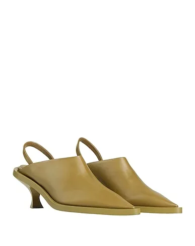 https://images.styletyx.com/images/military-green-leather-mules-and-clogs-jil-sander-13121454_2.webp