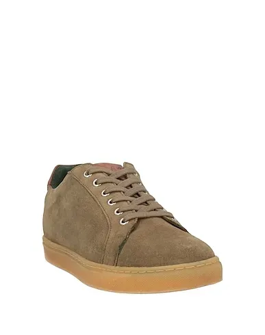 https://images.styletyx.com/images/military-green-leather-sneakers-bothega-41-469929995_2.webp