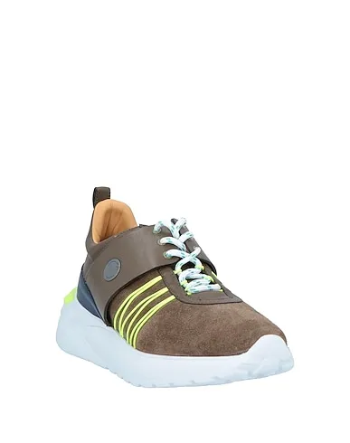 https://images.styletyx.com/images/military-green-leather-sneakers-high-1005223415_2.webp