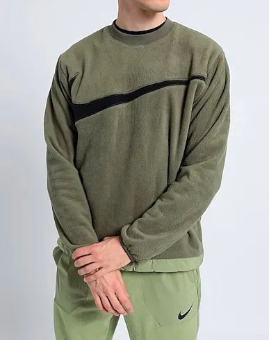 https://images.styletyx.com/images/military-green-pile-sweatshirt-m-nk-club-flc-crew-wntr-nike-3247782_2.webp