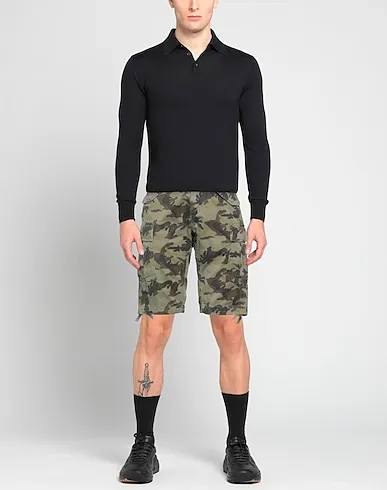 https://images.styletyx.com/images/military-green-plain-weave-shorts-bermuda-mason-s-725540879_2.webp