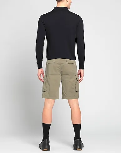 https://images.styletyx.com/images/military-green-plain-weave-shorts-bermuda-mason-s-727024262_3.webp