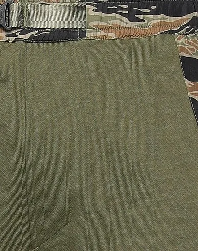 https://images.styletyx.com/images/military-green-sweatshirt-shorts-bermuda-maharishi-13098494_4.webp
