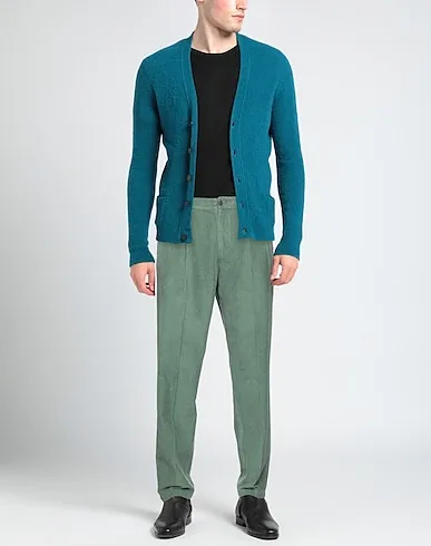 https://images.styletyx.com/images/military-green-velvet-casual-pants-cellar-door-726836047_2.webp