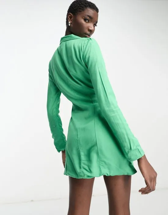 https://images.styletyx.com/images/mini-blazer-dress-with-cut-out-in-green-heartbreak-13072242_2.webp