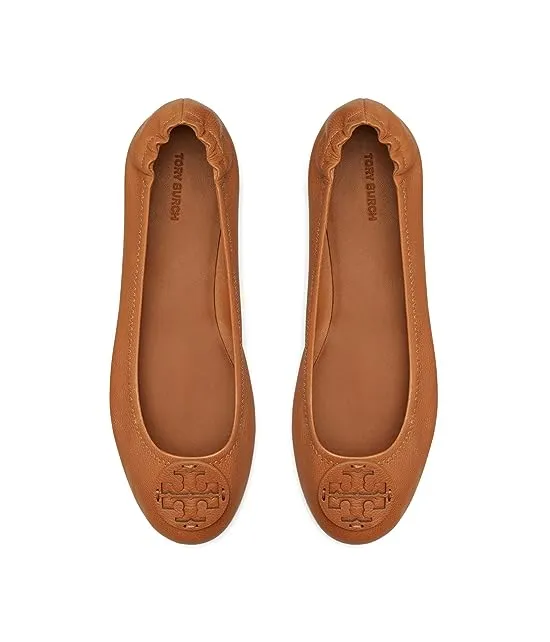 https://images.styletyx.com/images/minnie-travel-ballet-flat-tory-burch-1983390_2.webp