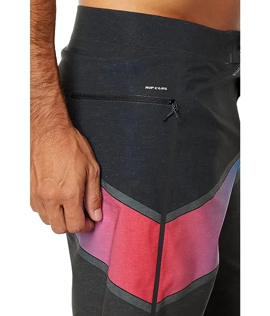 https://images.styletyx.com/images/mirage-revert-ultimate-20-boardshorts-rip-curl-1980925081_3.webp