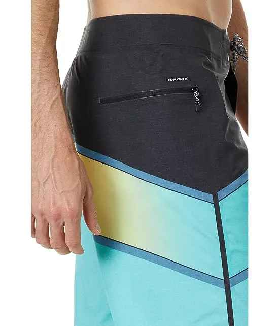 https://images.styletyx.com/images/mirage-revert-ultimate-20-boardshorts-rip-curl-2008047032_3.webp
