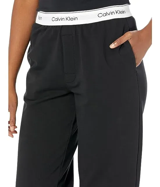 https://images.styletyx.com/images/modern-cotton-lounge-refresh-joggers-calvin-klein-2465109_3.webp
