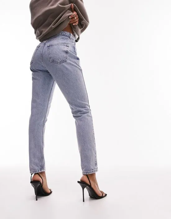 https://images.styletyx.com/images/mom-jeans-in-bleach-topshop-hourglass-2733393_2.webp