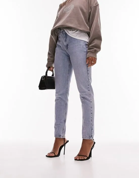 https://images.styletyx.com/images/mom-jeans-in-bleach-topshop-hourglass-2733393_4.webp